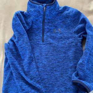 Boys fleece pullover size: Youth small